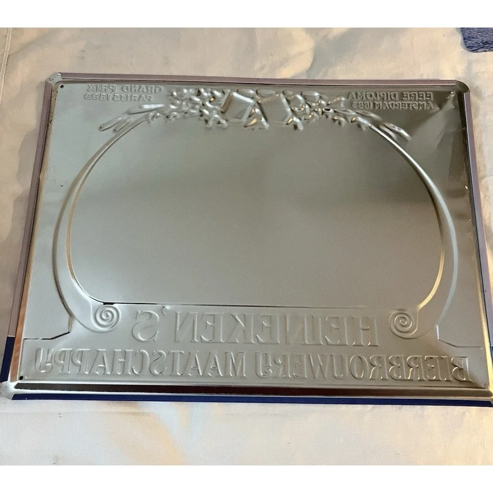 HEINEKEN BEER BREWERY TIN, Bierbrouwerij Maatschappij,‎ Vintage Memorabilia 18